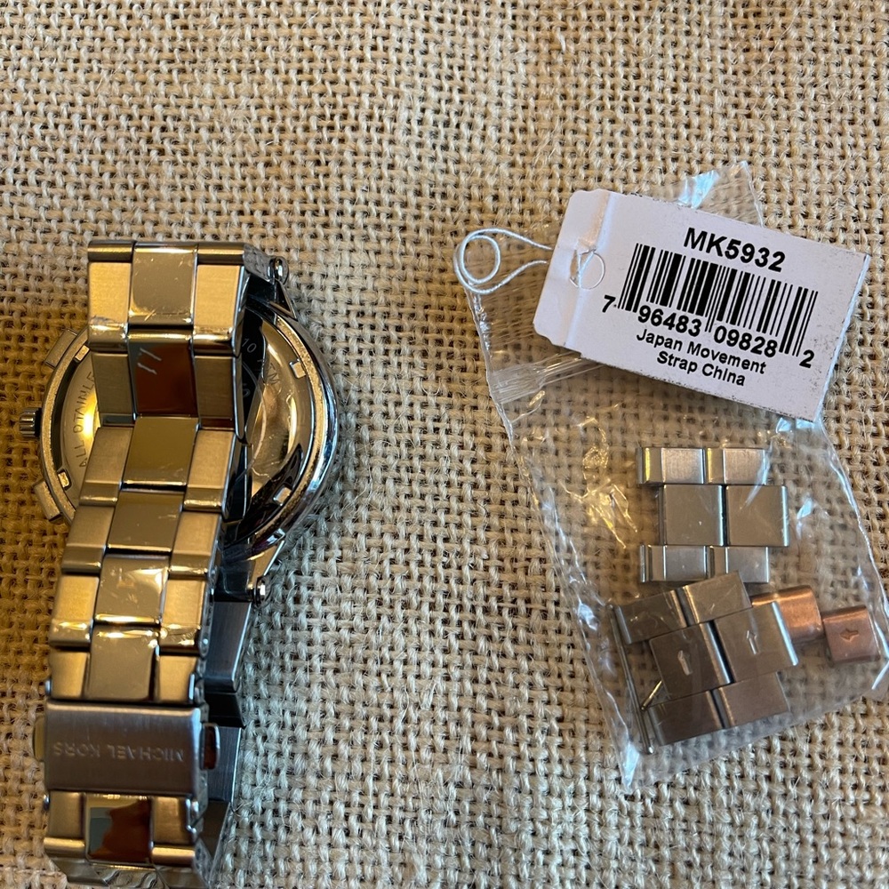 Womens watch